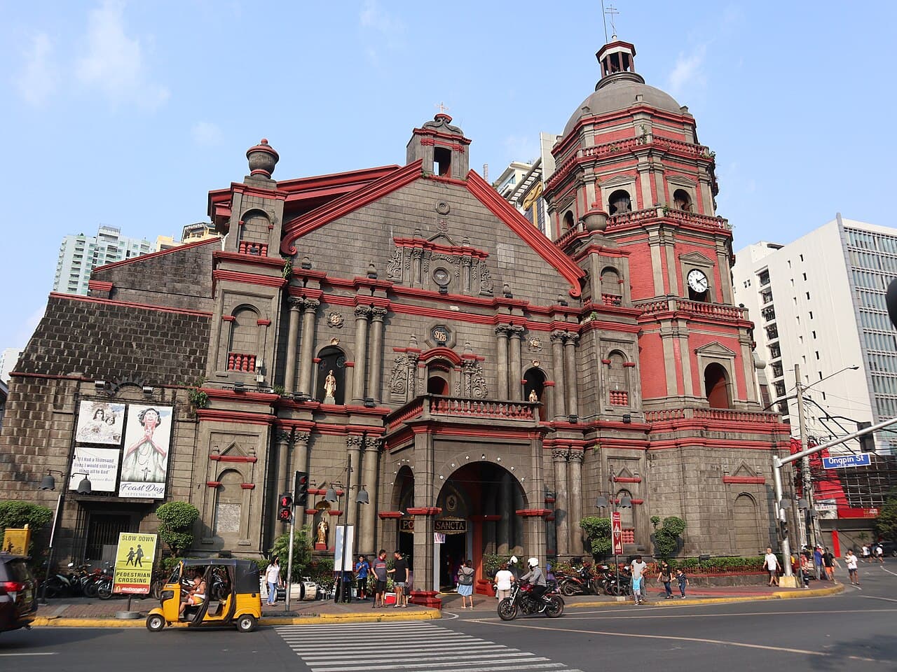 Binondo Church in Manila Chinatown