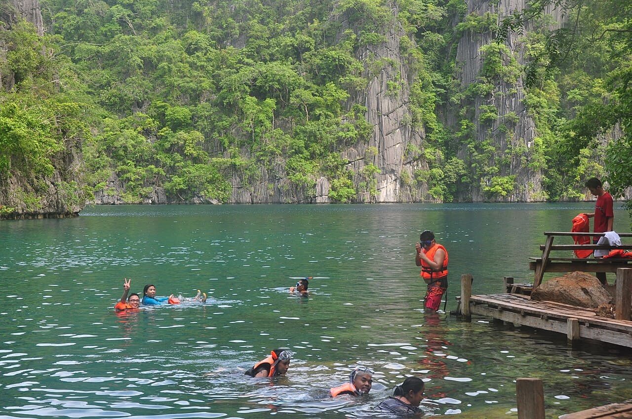 Kayangan Lake Coron